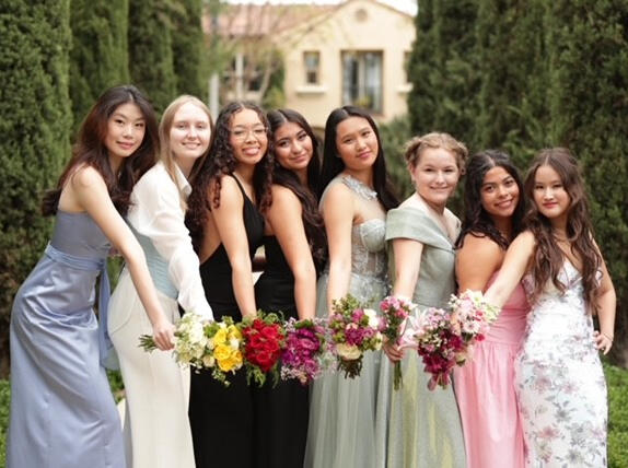 Tayla & Friends at the Senior Prom
